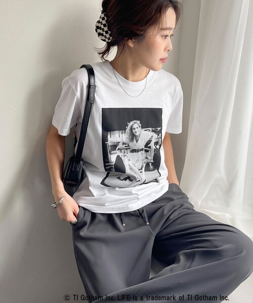 GOOD ROCK SPEED（グッドロックスピード）の「【GOOD ROCK SPEED/グッドロックスピード】LIFE PHOTO半袖シャツ（Tシャツ/カットソー・レディース・ホワイト系その他4/ホワイト系その他3/ホワイト系その他2/オフホワイト・FREE）」の3枚目の写真