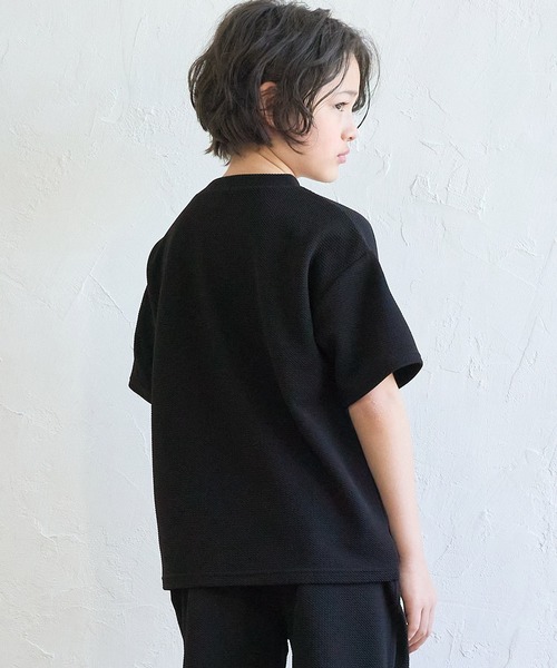 セール】キッズ エンボス加工ワンポイント刺繍トップス（Tシャツ