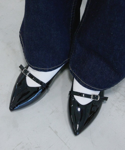 Futier land（フューティアランド）の「ベルトデザインポインテッドトゥミュール（サンダル・レディース・ブラック/シルバー・36/37/38/39/40）」の18枚目の写真