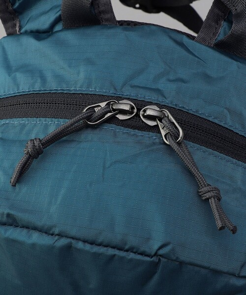 karrimor(カリマー)の「karrimor/カリマー mars panel load 18 / マースパネルロード 18 / 501074(バックパック/リュック・メンズ・チャコールグレー/ブラック/オリーブ/サックスブルー・フリ-)」の8枚目の写真