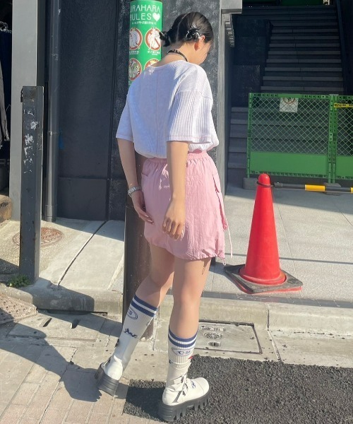 Candy Stripper（キャンディストリッパー）の「BIG POCKET NYLON SKIRT パンツ（スカート・レディース・ピンク/ブラック/アイボリー・2）」の11枚目の写真