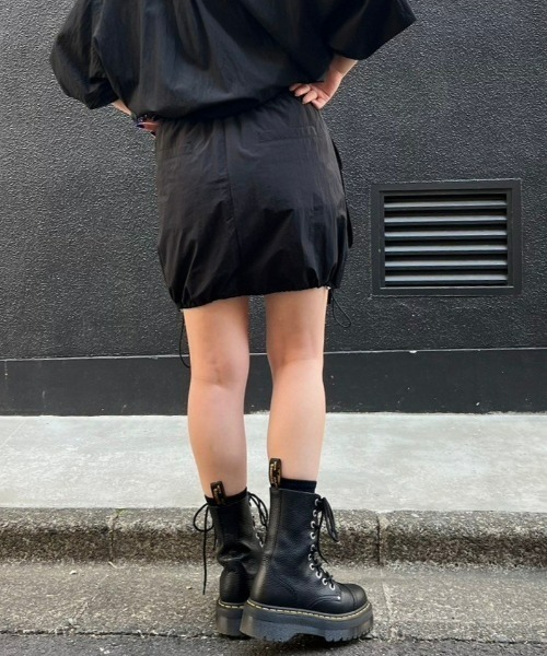 Candy Stripper（キャンディストリッパー）の「BIG POCKET NYLON SKIRT パンツ（スカート・レディース・ピンク/ブラック/アイボリー・2）」の14枚目の写真