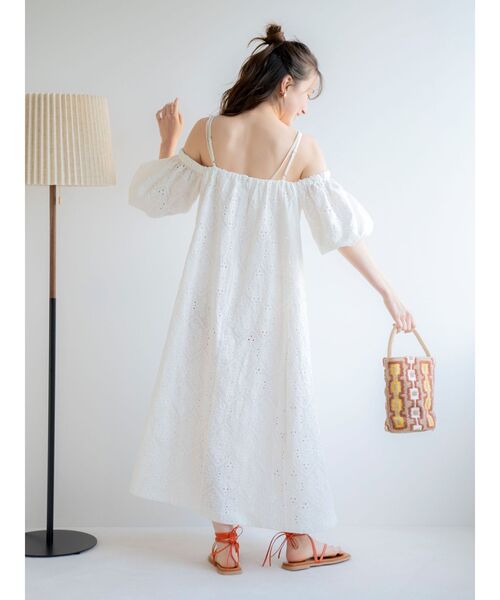 Ungrid（アングリッド）の「beej別注 エンブロイダリーバッグ（ハンドバッグ・レディース・ダークブラウン/ベージュ・FREE）」の6枚目の写真