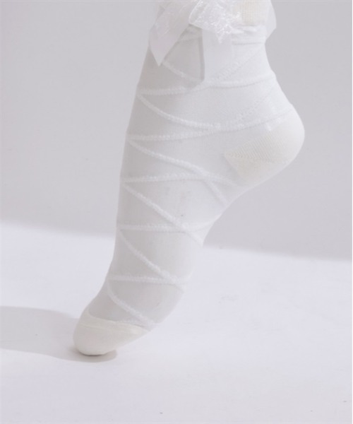 axes femme POETIQUE（アクシーズファムポエティック）の「後ろレースアップソックス（ソックス/靴下・レディース・ブラック/ホワイト・FREE）」の6枚目の写真