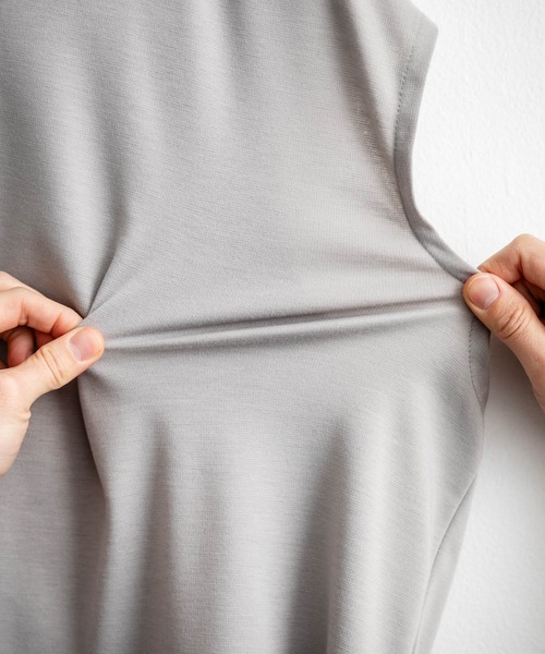 Rocky Monroe(ロッキーモンロー)の「接触冷感ポンチビッグシルエットノースリーブカットソー(タンクトップ・メンズ・ネイビー/チャコール/ホワイト/ブラック/グレー・M/L/XL)」の11枚目の写真