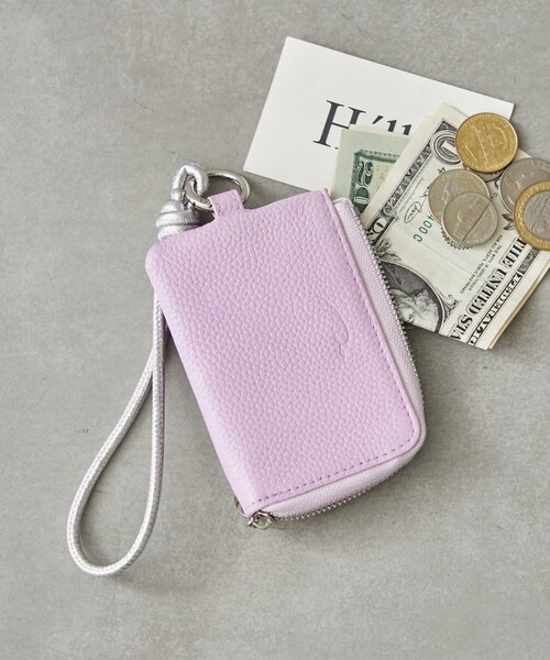 BIRTHDAY BAR（バースデイバー）の「ストラップ付き　本革マルチケース（財布・レディース・ブルー/シルバー/ブラック/ベージュ/レオパード/シルバー系その他/アニマル/ブラック系その他/ゴールド/ピンク/アイボリー/サンドベージュ/ブルー系その他/インディゴブルー/シャンパン/グリーン/パープル・フリー/0）」の10枚目の写真