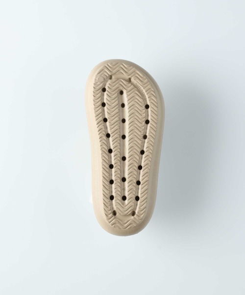 ORTR(オーアールティーアール)の「パデットトングサンダル(サンダル・レディース・ブラック/ホワイト/ブラウン・XL/L/M/S)」の11枚目の写真