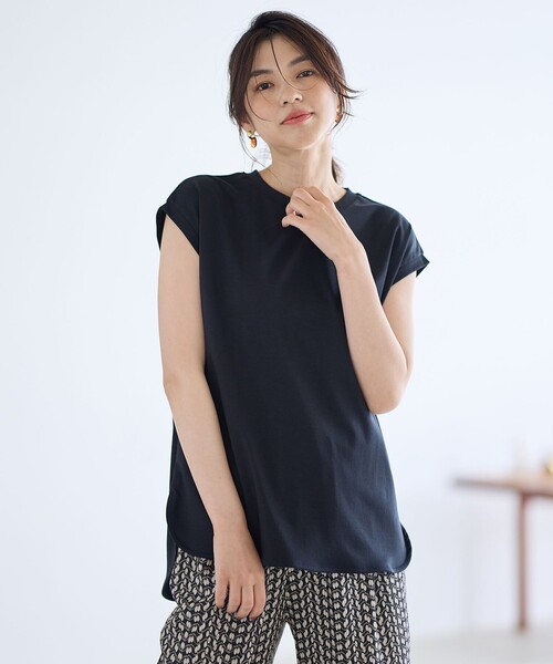 ANY(エニィ)の「【汗ジミ防止加工】シルケットスムースノースリーブプルオーバー(Tシャツ/カットソー・レディース・ブラック系/ピンク系/ライトグレー系/グレー系/ホワイト系・3/2)」の19枚目の写真