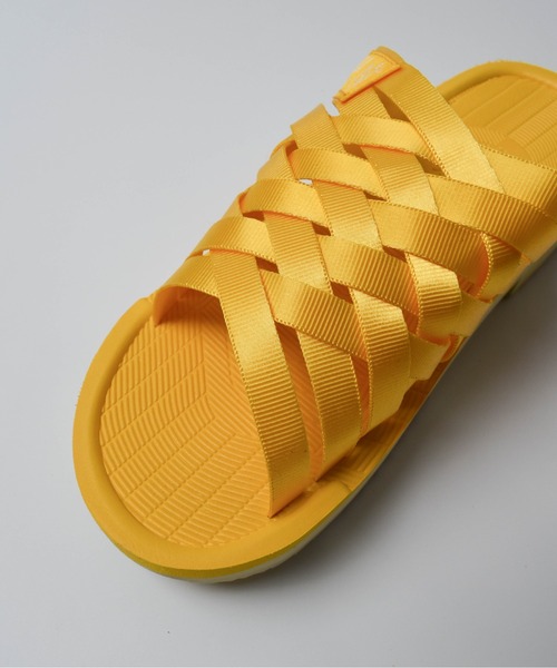 SHAKA(シャカ)の「【IW4】【SHAKA/シャカ】TROPIC HIKE PLATFORM スライドサンダル トロピック ハイク プラットフォーム(サンダル・レディース・イエロー系その他・25.0cm/24.0cm/23.0cm/22.0cm)」の2枚目の写真