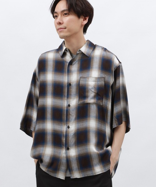 LAKOLE(ラコレ)の「オンブレレーヨンチェックシャツ / 128516(シャツ/ブラウス・メンズ・ブラック/ブルー/ピンク・MEDIUM/LARGE)」の1枚目の写真