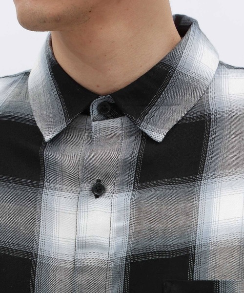 LAKOLE(ラコレ)の「オンブレレーヨンチェックシャツ / 128516(シャツ/ブラウス・メンズ・ブラック/ブルー/ピンク・MEDIUM/LARGE)」の10枚目の写真