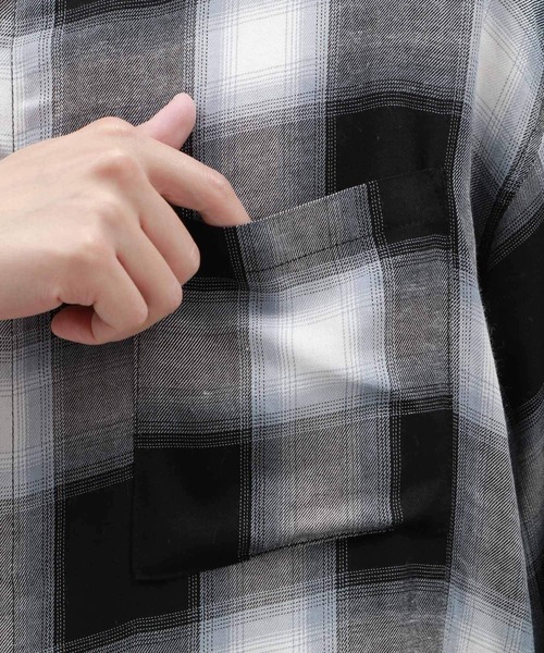 LAKOLE(ラコレ)の「オンブレレーヨンチェックシャツ / 128516(シャツ/ブラウス・メンズ・ブラック/ブルー/ピンク・MEDIUM/LARGE)」の14枚目の写真