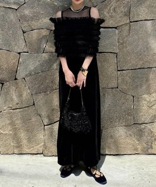 AMAIL（アマイル）の「Millefeuille mature dress（ドレス・レディース・ブラック/グレー・M/S）」の2枚目の写真