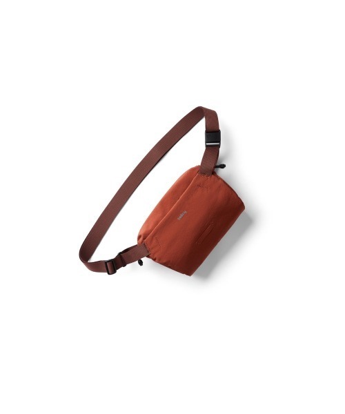 Bellroy(ベルロイ)の「bellroy/ベルロイ/Bellroy/Lite Sling Mini 4L ボディバッグ ウエストポーチ(ボディバッグ/ウエストポーチ・レディース・ブラック/レンガ/アッシュグレー/グレー・FREE)」の4枚目の写真