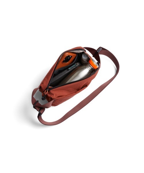 Bellroy(ベルロイ)の「bellroy/ベルロイ/Bellroy/Lite Sling Mini 4L ボディバッグ ウエストポーチ(ボディバッグ/ウエストポーチ・レディース・ブラック/レンガ/アッシュグレー/グレー・FREE)」の18枚目の写真