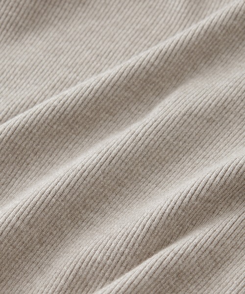 CHAN ME（チャンミ）の「配色フレアースリーブニット（ニット/セーター・レディース・ブラック/アイボリー/グレー/ブルー/アイボリー系/イエロー/ブラック系/ピンク・MEDIUM/LARGE/X-LARGE）」の22枚目の写真