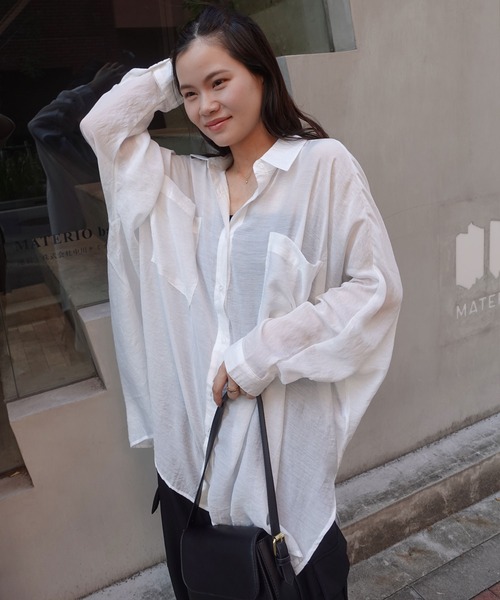 CORNERS(コーナーズ)の「シアードルマンシャツ(シャツ/ブラウス・レディース・オフホワイト/グレー/ブラック/グレイッシュベージュ/ブラウン・M)」の11枚目の写真