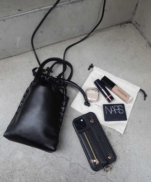 CORNERS（コーナーズ）の「フェイクレザーミニショルダーバッグ（ショルダーバッグ・レディース・ブラック/グリーン・FREE）」の2枚目の写真