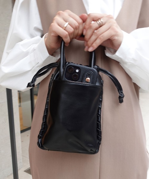 CORNERS（コーナーズ）の「フェイクレザーミニショルダーバッグ（ショルダーバッグ・レディース・ブラック/グリーン・FREE）」の11枚目の写真