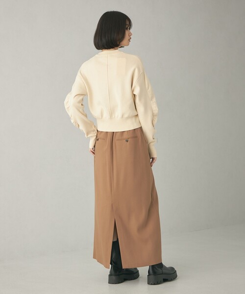 EMMEL REFINES（エメルリファインズ）の「＜EMMEL REFINES＞EM スウェットライク ソデギャザー ニットプルオーバー（ニット/セーター・レディース・ブラック/ナチュラル/ダークグレー・FREE）」の4枚目の写真