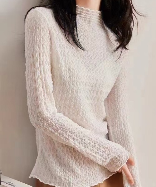 sakishimatokyo(サキシマトーキョー)の「立体ぽこぽこハイネックトップス/TOPS(Tシャツ/カットソー・レディース・ブラック/オフホワイト/ブルー/ブラウン/チャコール・FREE)」の2枚目の写真