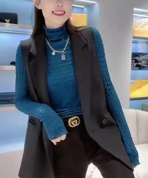 sakishimatokyo(サキシマトーキョー)の「立体ぽこぽこハイネックトップス/TOPS(Tシャツ/カットソー・レディース・ブラック/オフホワイト/ブルー/ブラウン/チャコール・FREE)」の5枚目の写真