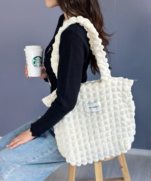 Silly(シリー)の「シャーリングトートバッグ(ショルダーバッグ・レディース・ホワイト/ピンク/パープル/ブラック・FREE)」の7枚目の写真