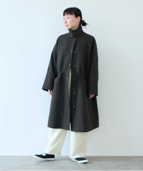 yuni(ユニ )の「ブリティッシュウールツイード マイクロチェックコート 1701CO009242(ステンカラーコート・レディース・ブラック/カーキ・FREE)」の13枚目の写真