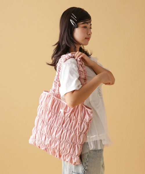 tiny tiny（ティニーティニー）の「ギャザーリボントートバッグ[tiny tiny(ティニーティニー)]（トートバッグ・レディース・ブラック/アイボリー/その他1/パープル系その他/ブルー系その他/ブラック系その他/ピンク系その他/ブルー系その他2/ドット/レオパード/ブラウン系その他/ベージュ系その他/ブラック系その他2/ブルー系その他3/カモフラージュ/アニマル/ピンク系その他2・0）」の12枚目の写真