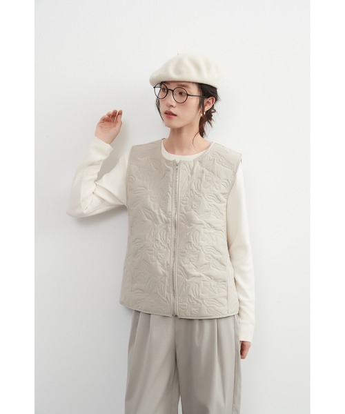 【セール】花柄超音波キルティング薄中綿ジップベスト（ベスト）｜On One's Own（オンワンズオン）