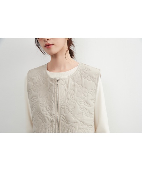 【セール】花柄超音波キルティング薄中綿ジップベスト（ベスト）｜On One's Own（オンワンズオン）
