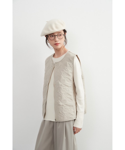 【セール】花柄超音波キルティング薄中綿ジップベスト（ベスト）｜On One's Own（オンワンズオン）