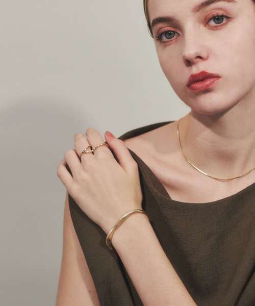 ciite'（シーテ）の「マットスリムバングル（バングル/リストバンド・レディース・ゴールド/シルバー・FREE）」の8枚目の写真