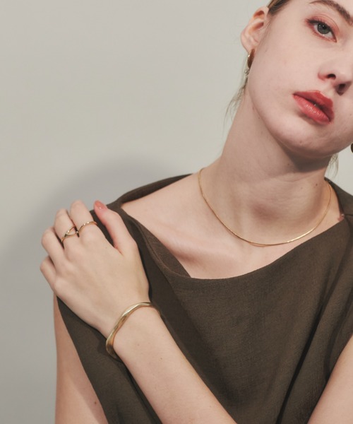 ciite'（シーテ）の「マットスリムバングル（バングル/リストバンド・レディース・ゴールド/シルバー・FREE）」の9枚目の写真