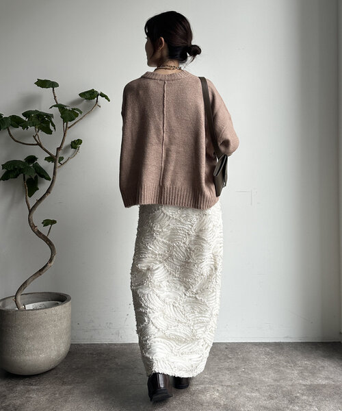 【WEB限定】ヤクライクショート丈ワイドクルーネックプルオーバー（ニット/セーター）｜DouDou（ドゥドゥ）