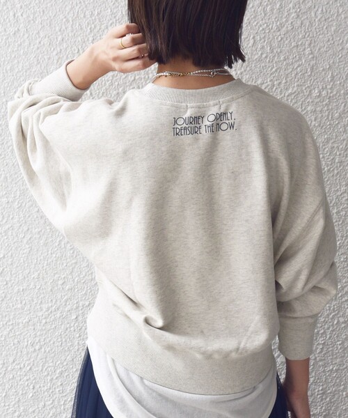 SHIPS（シップス）の「【WEB限定】〈手洗い可能〉プリント 刺繍 ロゴ スウェット（スウェット・レディース・チャコールグレー/ナチュラル/ネイビー・ONE SIZE）」の10枚目の写真
