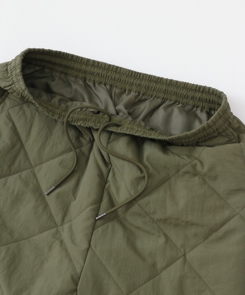 URBAN RESEARCH Sonny Label（アーバンリサーチサニーレーベル）の「『撥水』ナイロンキルティング中綿パンツ（その他パンツ・メンズ・ブラック/カーキ・MEDIUM/LARGE）」の4枚目の写真