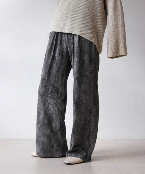 Bou Jeloud(ブージュルード)の「シャドープリントイージーパンツ(その他パンツ・レディース・チャコールグレー/ブラック・FREE)」の1枚目の写真