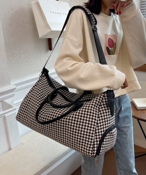 FREE STYLISTS(フリー スタイリスト)の「2WAY配色 千鳥柄 ボストンバッグ(ボストンバッグ・レディース・ブラック/ブラウン・FREE)」の11枚目の写真