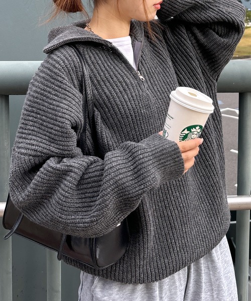 ISOOK(アイスー)の「【ISOOK / アイスー】ハーフジップニット / セーター ファスナー付き Vネック スタンドネック オーバーサイズ ZOZOTOWN限定(ニット/セーター・レディース・ネイビー/クリーム/チャコール・FREE)」の2枚目の写真