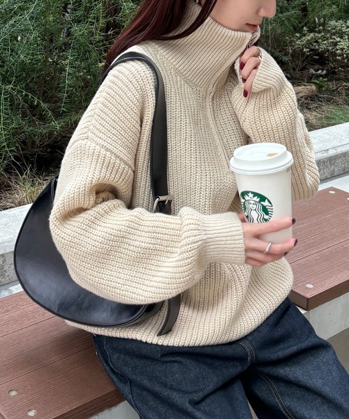 ISOOK(アイスー)の「【ISOOK / アイスー】ハーフジップニット / セーター ファスナー付き Vネック スタンドネック オーバーサイズ ZOZOTOWN限定(ニット/セーター・レディース・ネイビー/クリーム/チャコール・FREE)」の1枚目の写真