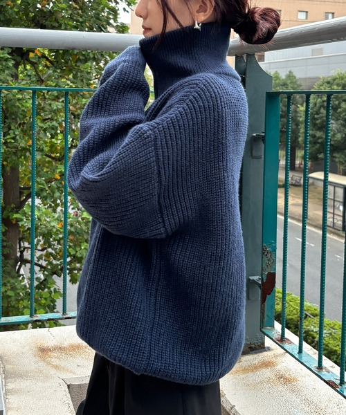 スローブイエナ 横井さんプロデュースジップアップニット 紺色 スローブイエナ 横井さんプロデュースジップアップニット 紺色 【公式