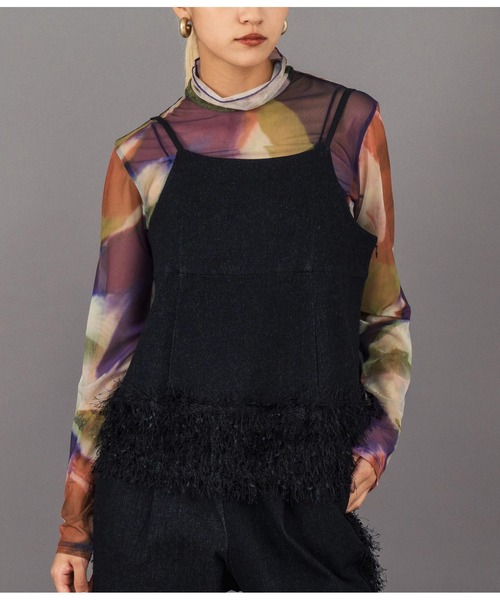 Settimissimo（セッティミッシモ）の「フリンジ ヘム キャミソール デニム トップス（キャミソール・レディース・ブラック/ネイビー・FREE）」の2枚目の写真