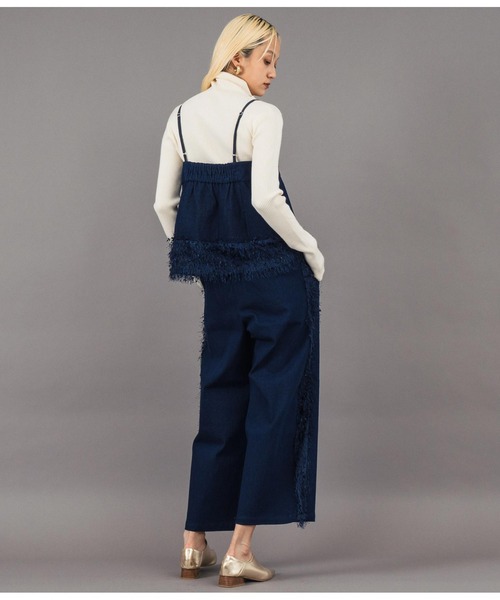 Settimissimo（セッティミッシモ）の「フリンジ ヘム キャミソール デニム トップス（キャミソール・レディース・ブラック/ネイビー・FREE）」の15枚目の写真