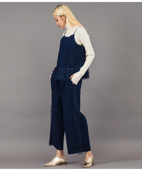 Settimissimo（セッティミッシモ）の「フリンジ ヘム キャミソール デニム トップス（キャミソール・レディース・ブラック/ネイビー・FREE）」の14枚目の写真