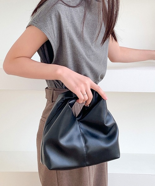 florist(フローリスト)の「レザータッチツイストハンドバッグ/500mlペットボトル収納可(ハンドバッグ・レディース・ライム/キャメル/ワインレッド/ブラック/オフホワイト・FREE)」の12枚目の写真