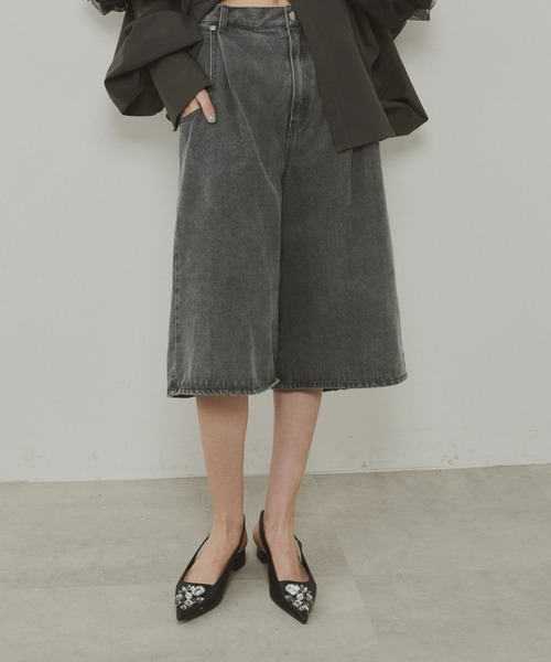 LA BELLE ETUDE（ラベルエチュード）の「ビジュースクエアパンプス（パンプス・レディース・オレンジ/ブラック/ブロンズ・L/M/S）」の17枚目の写真