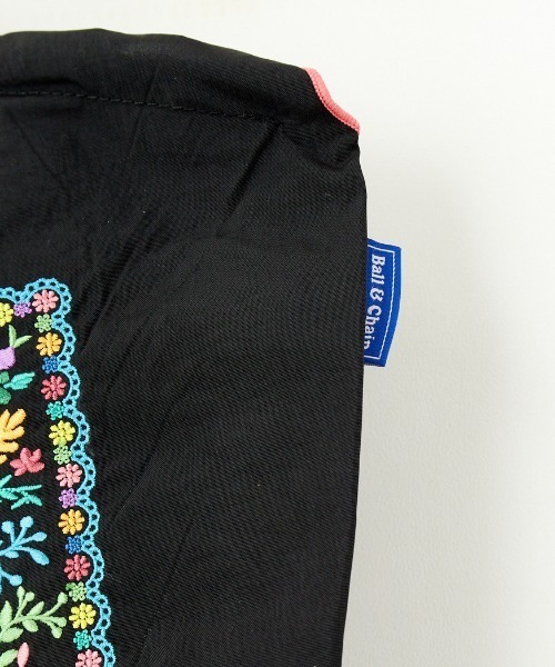 Ball&Chain（ボールアンドチェーン）の「[BALL&CHAIN/ボールアンドチェーン] FLOWER BANDANA 刺繍デザインナイロントートバッグ（トートバッグ・レディース・ブラック/グレー・M）」の16枚目の写真