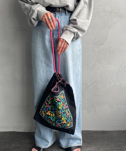 花柄刺繍 緑色ハンドバッグ 銀座【G-2755】 ビーズ刺繍 バッグ 華文 黒緑色 - 銀座きもの