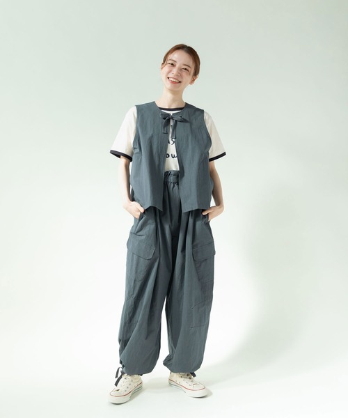 PAR ICI(パーリッシィ)の「ダンプグランジウォッシュ リボンベスト(ベスト・レディース・チャコールグレー/カーキ・FREE)」の22枚目の写真